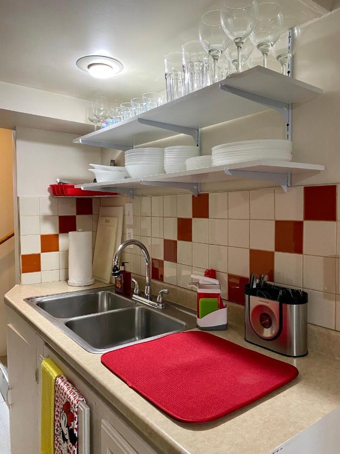 Private Room Tiny With Shared Bathroom Near Seatac Airport And Downtown Seattle Exteriör bild
